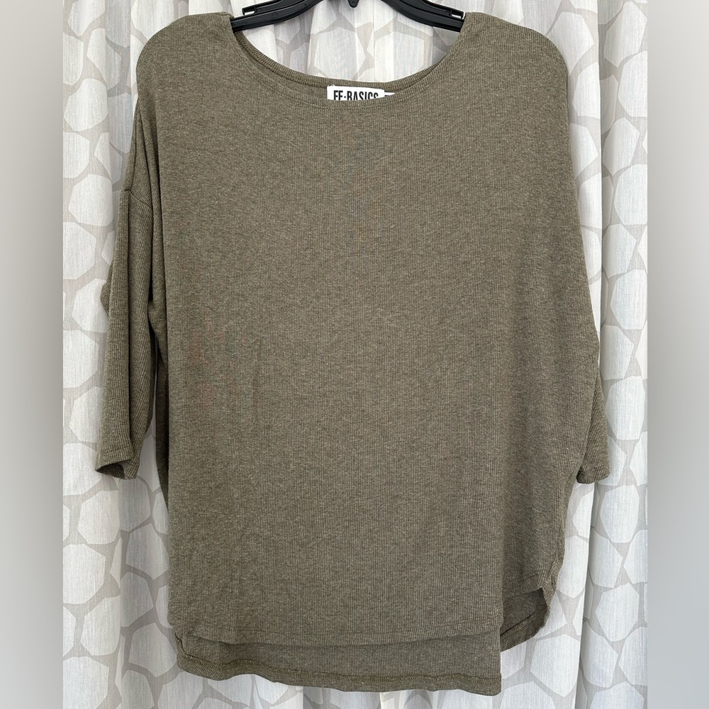 Fighting Eel Olive Green Top Winona